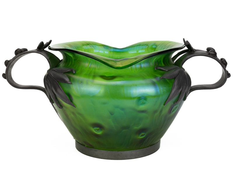 AE22060-Johann-Loetz-Witwe-Rusticana-bowl-van-hauten-pewter-mount-first-1-van-1