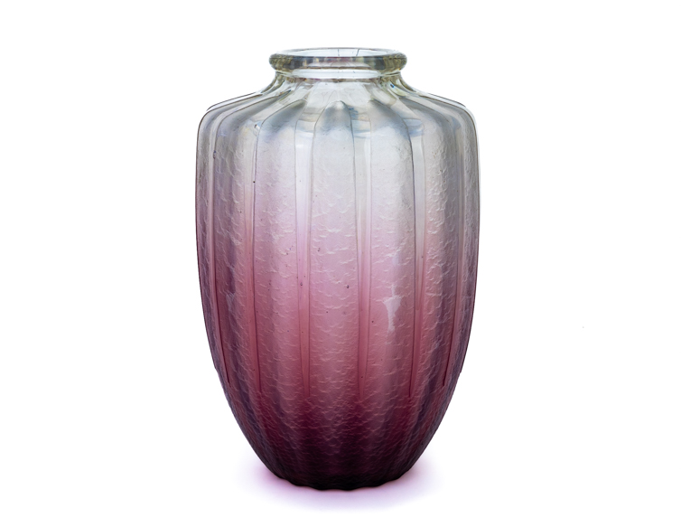 Charles-Schneider-a-cotes-Art-Deco-vase-first-1