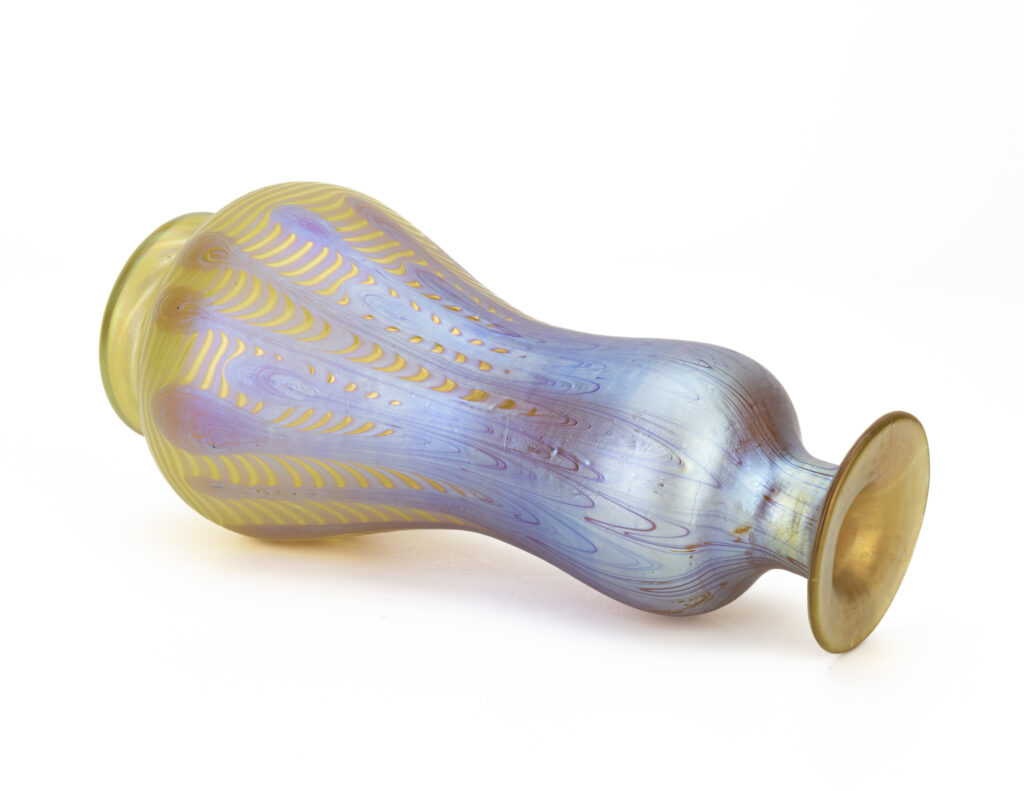 Johann Loetz Witwe Phanomen Genre 8065 in ground color "Thea" Series I 8065, produced in 1899
