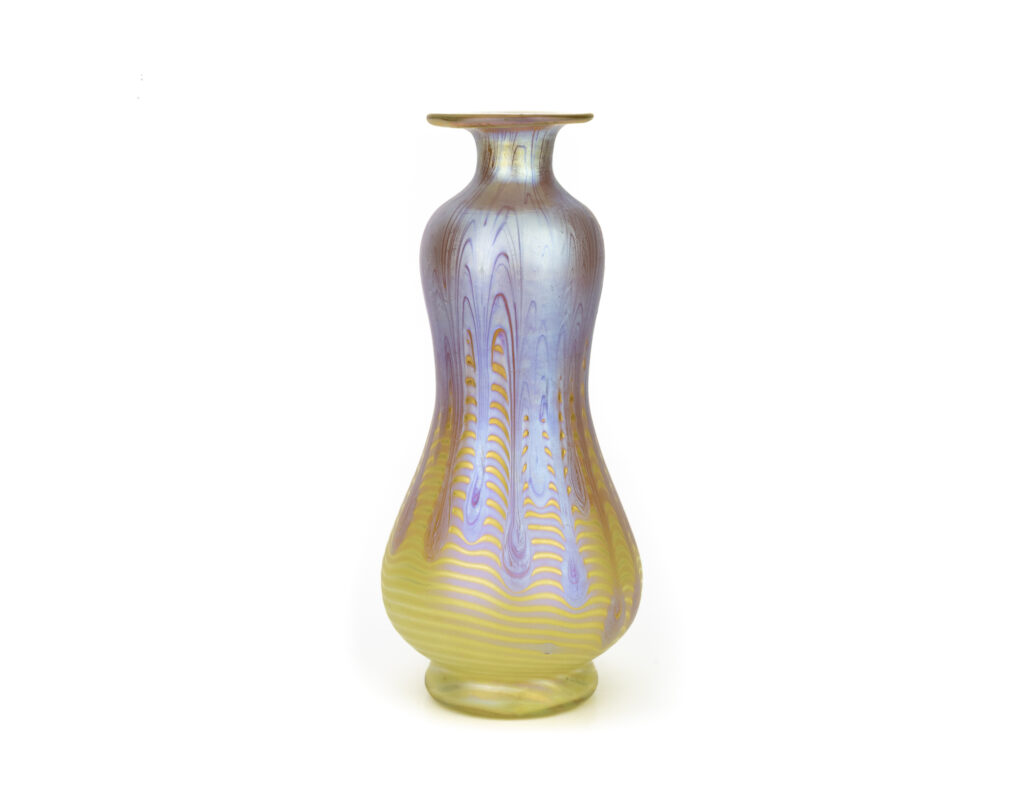 Johann Loetz Witwe Phanomen Genre 8065 in ground color "Thea" Series I 8065, produced in 1899