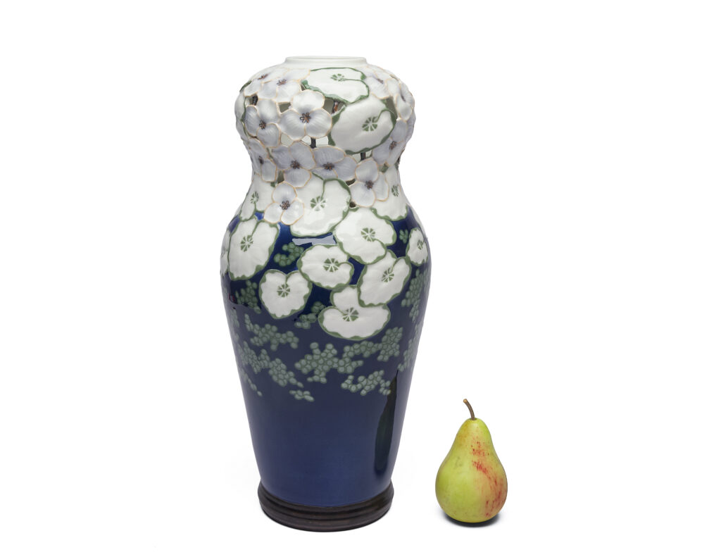 Bing & Grøndahl Art Nouveau porcelain vase by Fanny Garde circa 1900