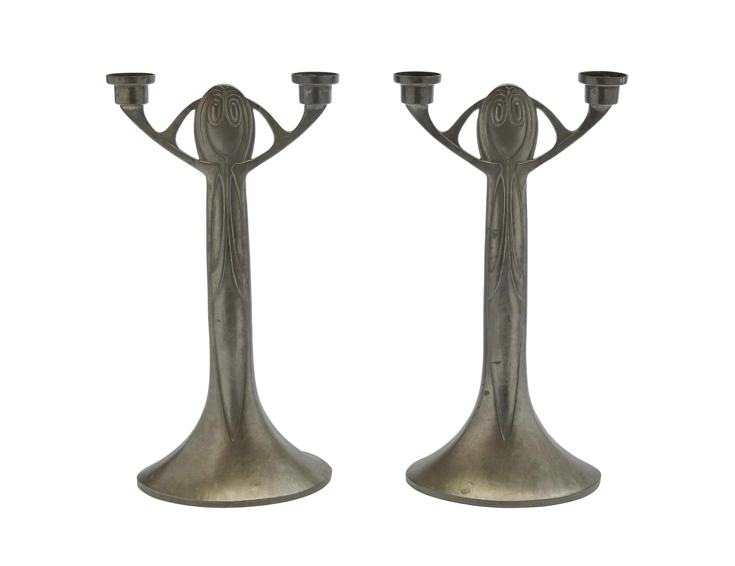 Josef-Joseph-Maria-Olbrich-Metallwarenfabrik-Eduard-Hueck-Edelzinn-Jugendstil-candle-holders-Gallery (3 van 9) Pair of Jugendstil candlesticks designed by Josef Maria Olbrich and executed by Eduard Hueck in pewter, c. 1902